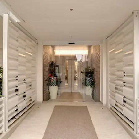 Sunrise Palace Aparthotel Lido di Jesolo